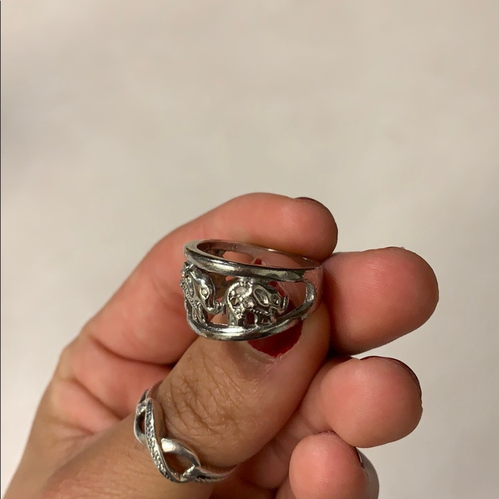 Ring - Picture 3 of 3